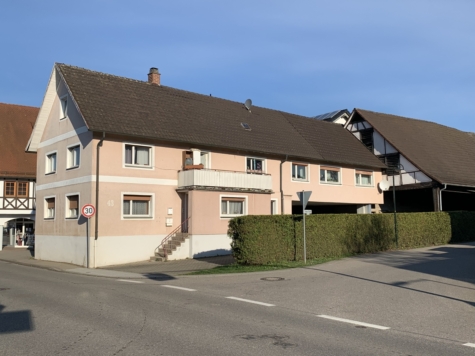 VERKAUFT – Renovierungsbedürftiges Ein- bis Zweifamilienhaus in Friesenheim, 77948 Friesenheim, Zweifamilienhaus