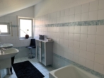 VERMIETET- Attraktive großzügige Doppelhaushälfte in Friesenheim zu vermieten - RESERVIERT - Badezimmer